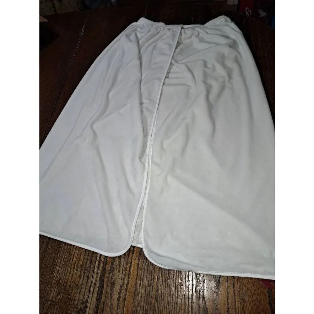 New Canyon Rose Off White Elastic Top Soft Fleece Terry Spa Wrap 33"